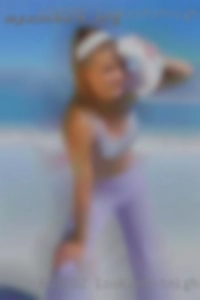 LookinfotNightChat horny girls masturbating